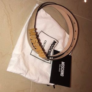 moschino logo belt